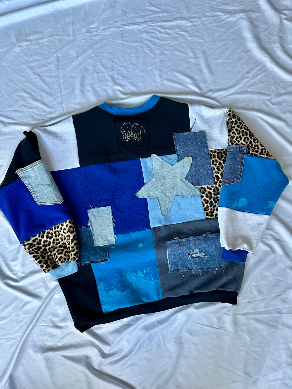 FAVOURITE ONE CHRIS LAKE CREWNECK